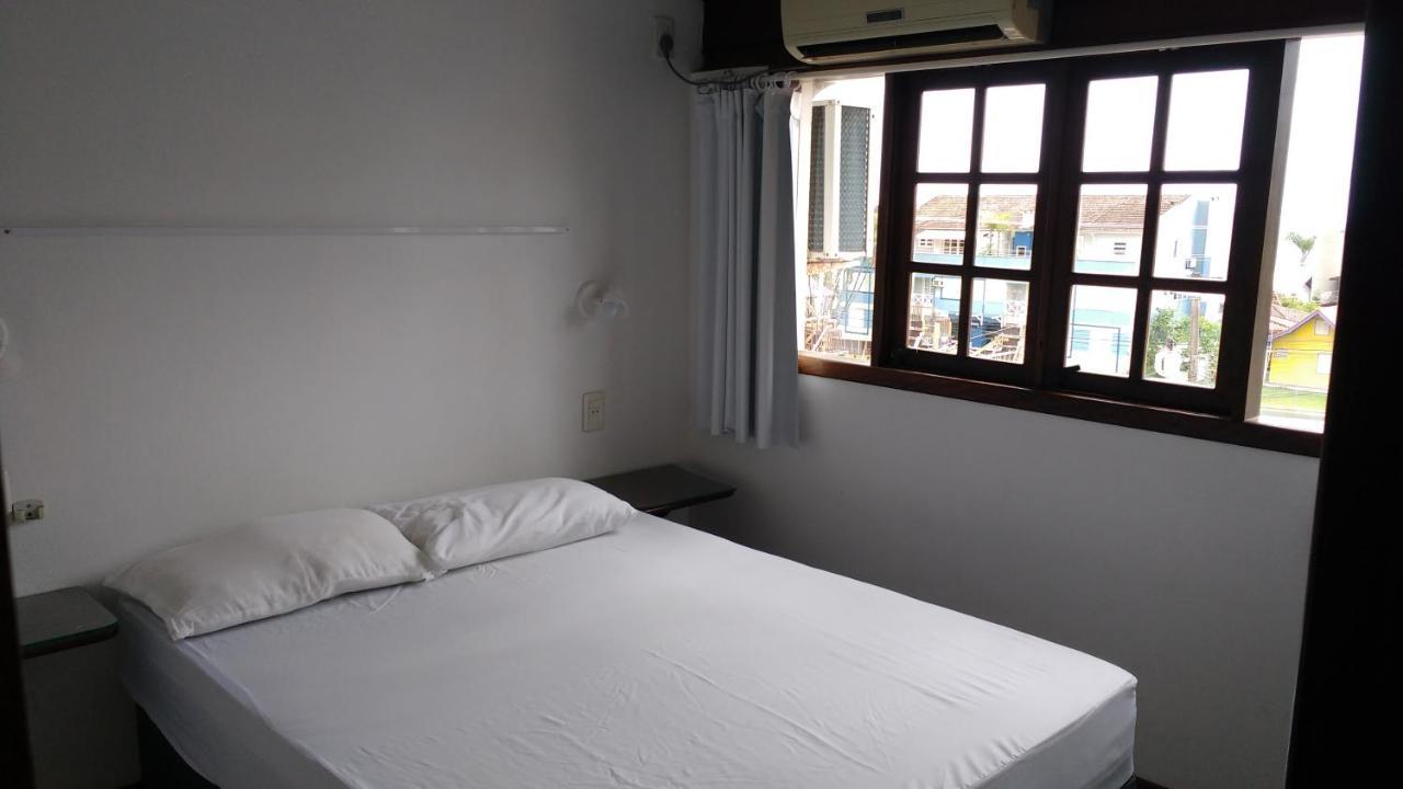 Apartamentos Morada Aquitania Bombinhas Eksteriør billede